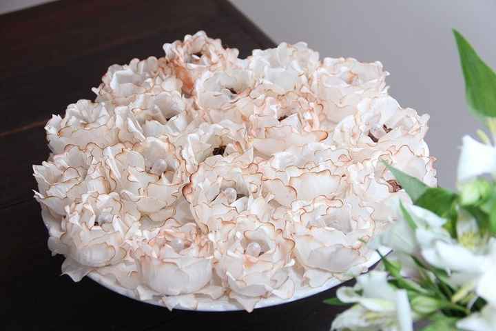 forminha de florzinha - comprei no tom branco e esse rose 