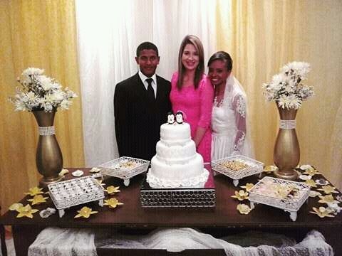 Em 18/12/2015. com as bençãos do senhor, enfim casados. - 3