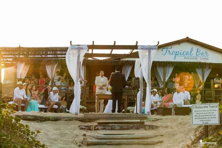 Casamento acontecendo