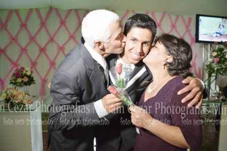 Beijo mãe e pai do noivo