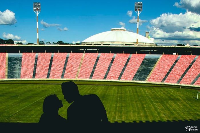 Pré wedding no estádio de futebol 7