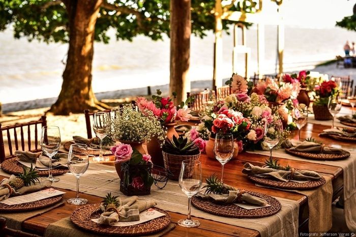 10 ideias de como preparar a mesa dos convidados 7