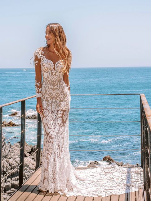 Vai se casar na praia? Temos 8 vestidos para te inspirar! 7