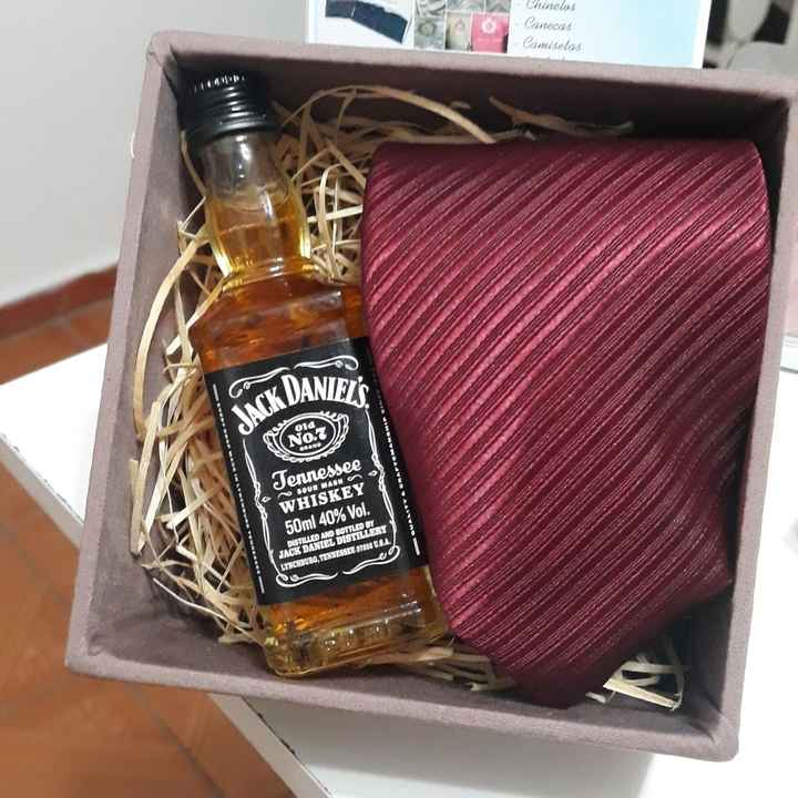 7 convites para os padrinhos com bebida alcoólica - 4