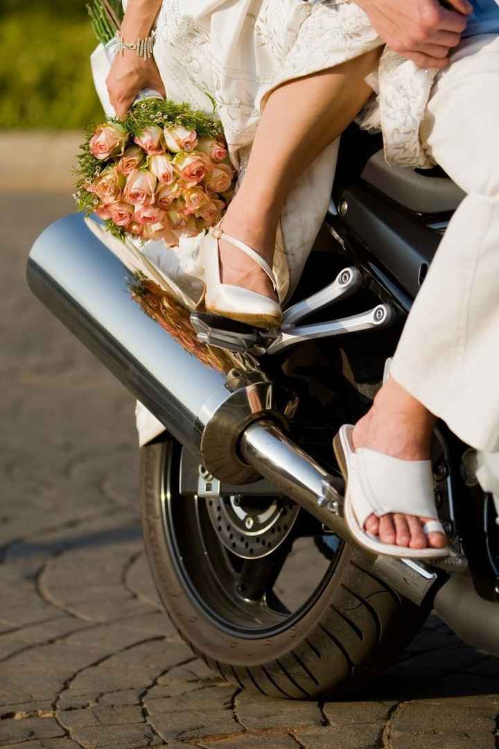Você chegaria de moto no seu casamento? - 1
