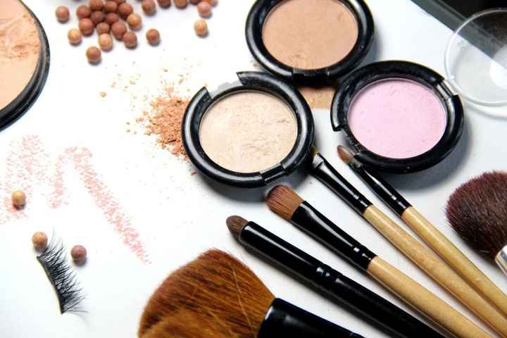 Que item de beleza não pode faltar na sua bolsa? - 1