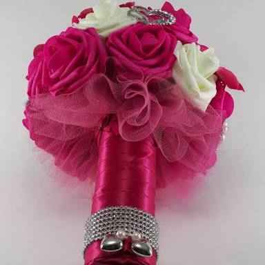Bouquet de cetim - alguém vai querer  ? - 21