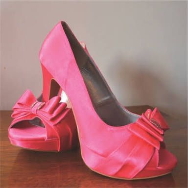 Sapatos para noivas de várias cores para todos os gostos - 19