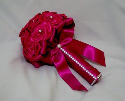 Bouquet de cetim - alguém vai querer  ? - 12