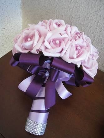 Bouquet de cetim - alguém vai querer  ? - 18