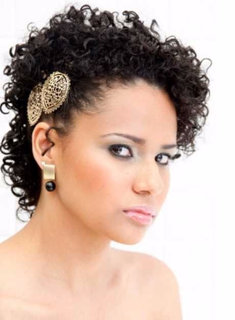 Penteado Para cacheada/crespa