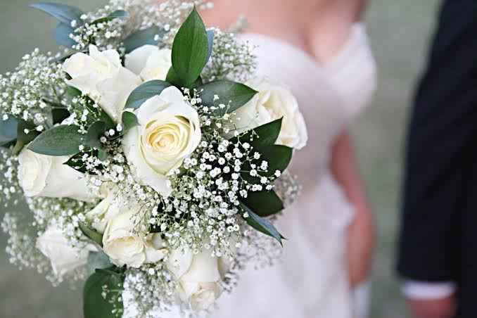 Meninas no casamento civil usar ou não usar buquê, e se usar, buquê de flores naturais ou de outro m