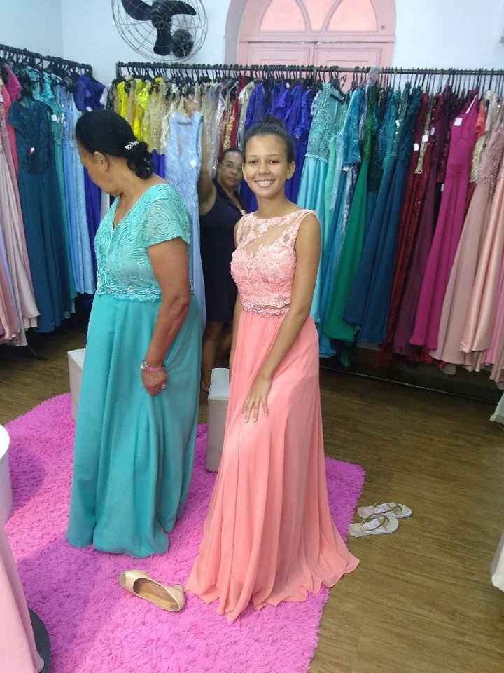 Hoje o dia foi delas achar o vestido ideal irmã, mãe e vó ❤ - 1