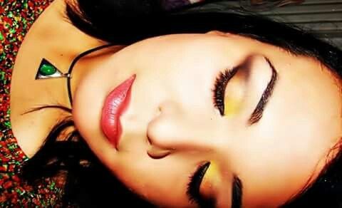 Makeup !! quem aí vai se maquiar no grande dia ?? - 1
