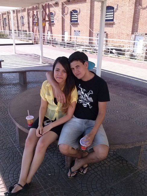 Que tal uma foto romantica?? ou do primeiro encontro? - 1
