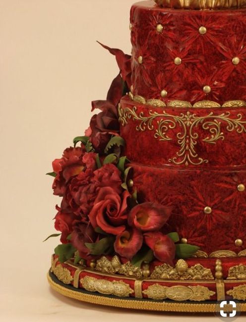 Bolo de casamento Marsala #help - 2