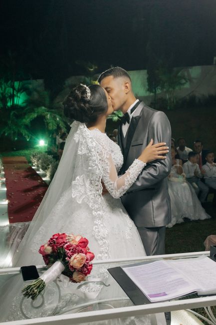 Quantos ❤️ você dá para o dia do seu casamento? Avalie! 13