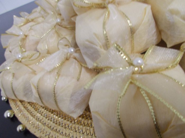 Com pérolas