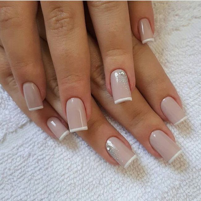 Qual a unha ideal para o casamento? Fazer alongamento ou não? 7