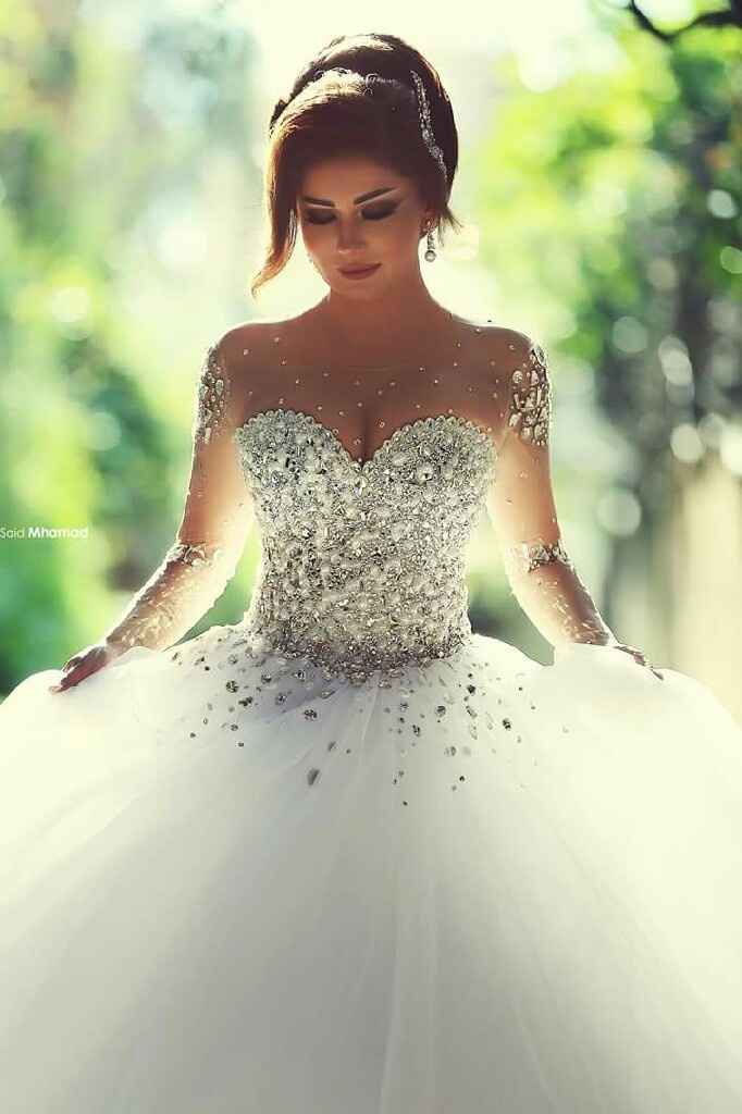Conte qual é o mês do seu casamento e eu mostro seu vestido ideal! - 1