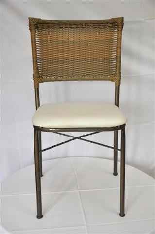 As cadeiras - Rattan para a recepção
