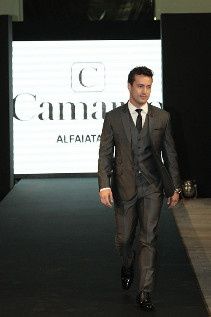 Traje 05