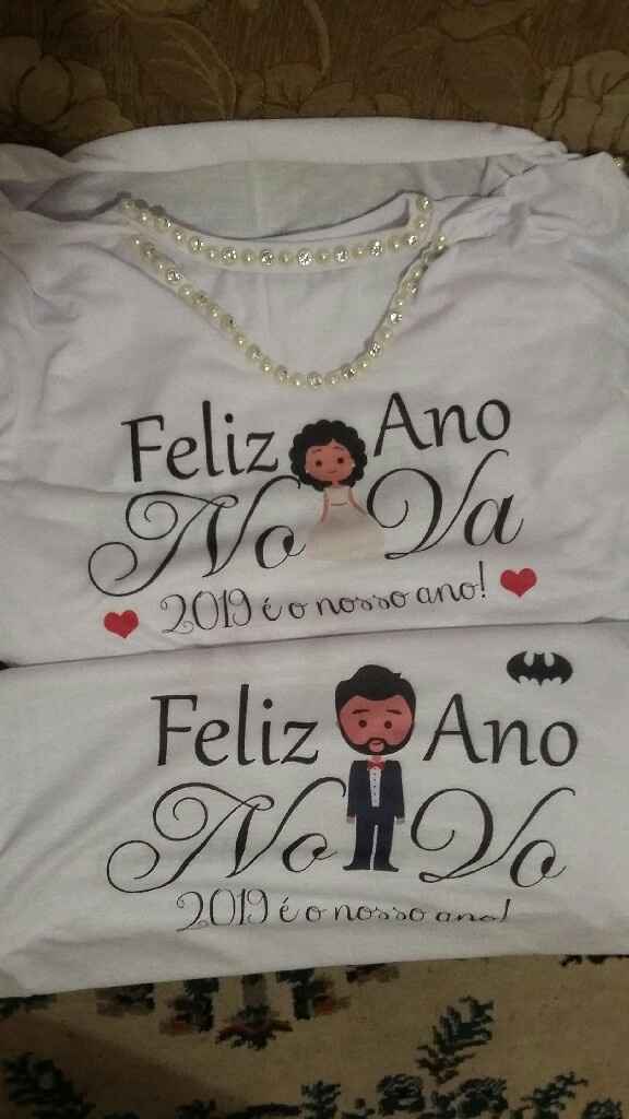 Feliz ano noivos 😍❤👰 Nossas camisetas 👏🍀 - 2