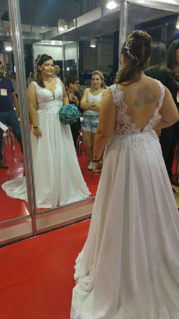 Escolhendo o vestido de noiva - 3