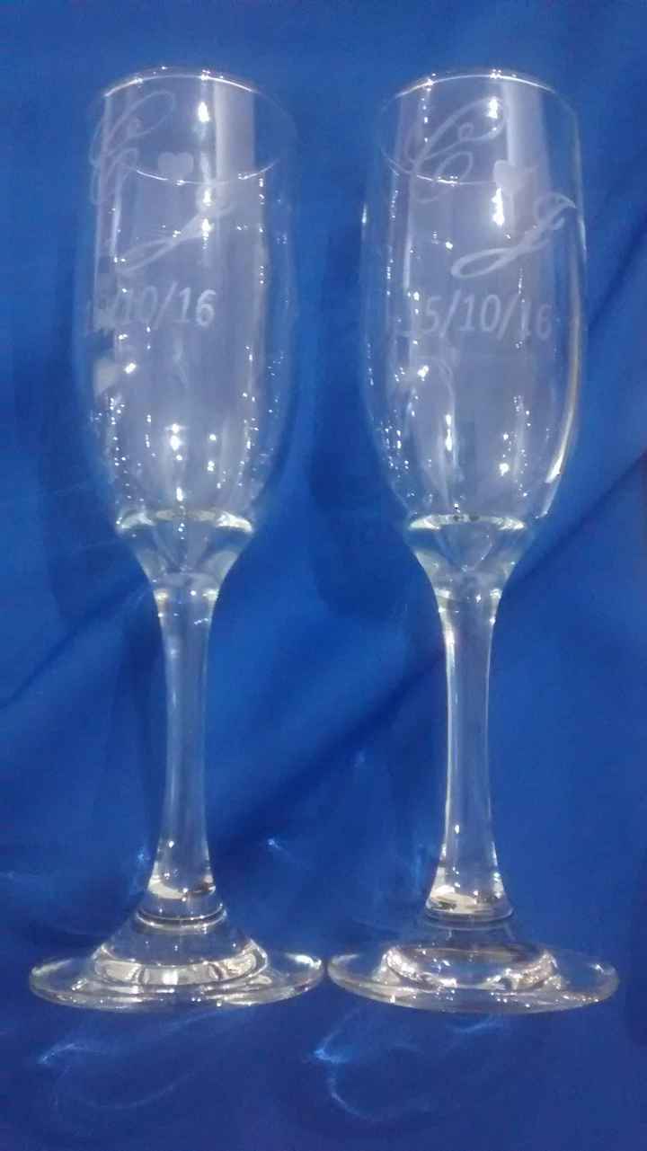 Taças personalizadas.