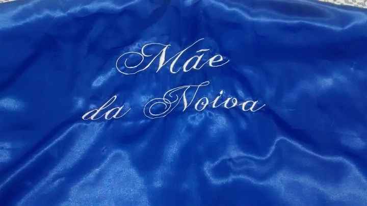 Robe mãe da noiva.