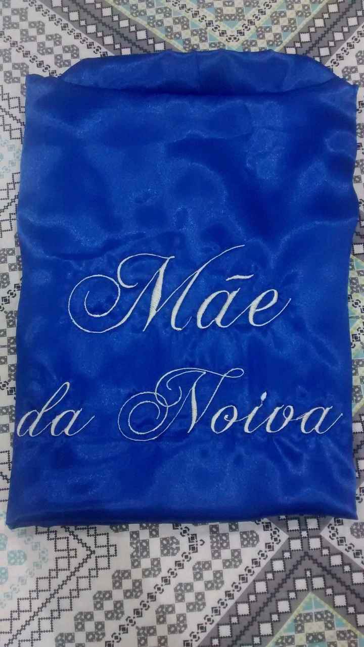 Robe mãe da noiva.