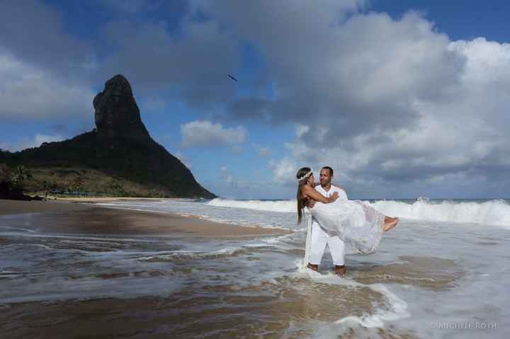 Prévia Trash The Dress em Noronha.