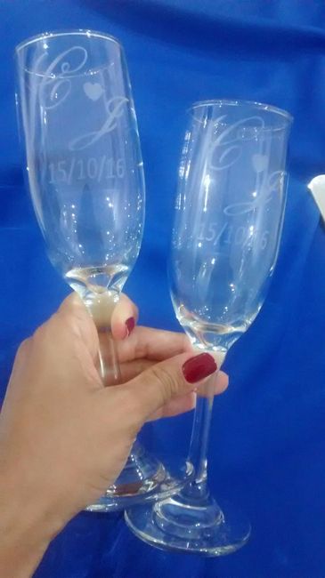 Taças personalizadas.