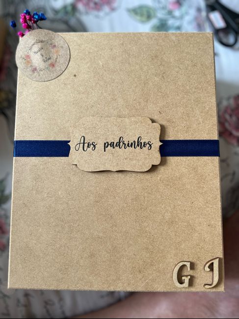caixa de presentes para madrinhas e padrinhos 7