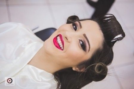 Usar  batom vermelho fica pesado? - 1