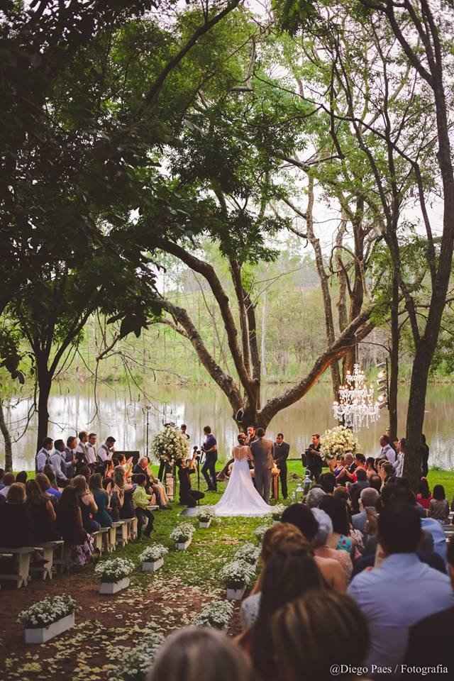 Cerimonia no Lago