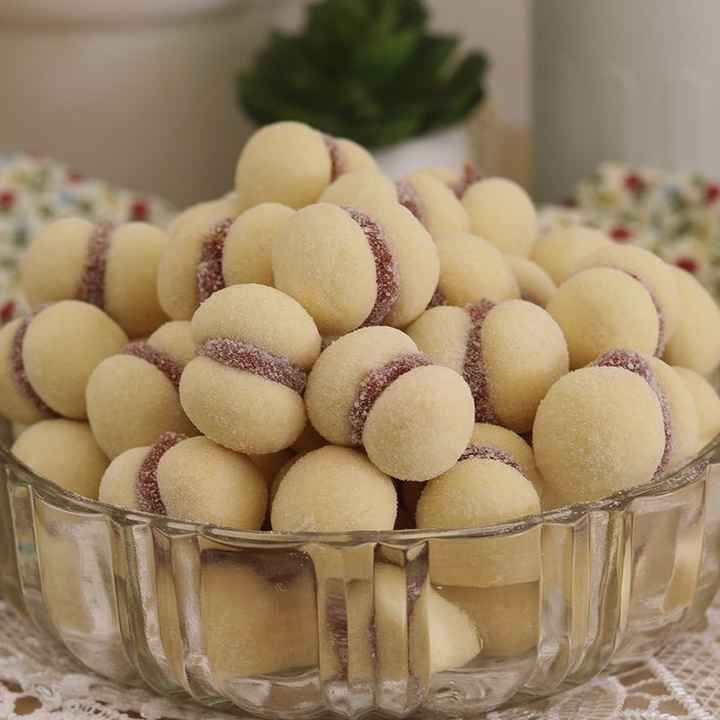 Poste AQUI uma foto da lembrancinha que vão dar para as pessoas convidadas🎁👇 - 1