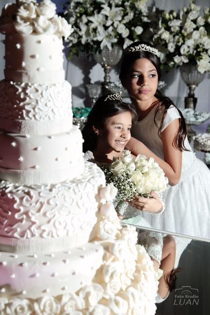 Damas Letícia e Ana Clara