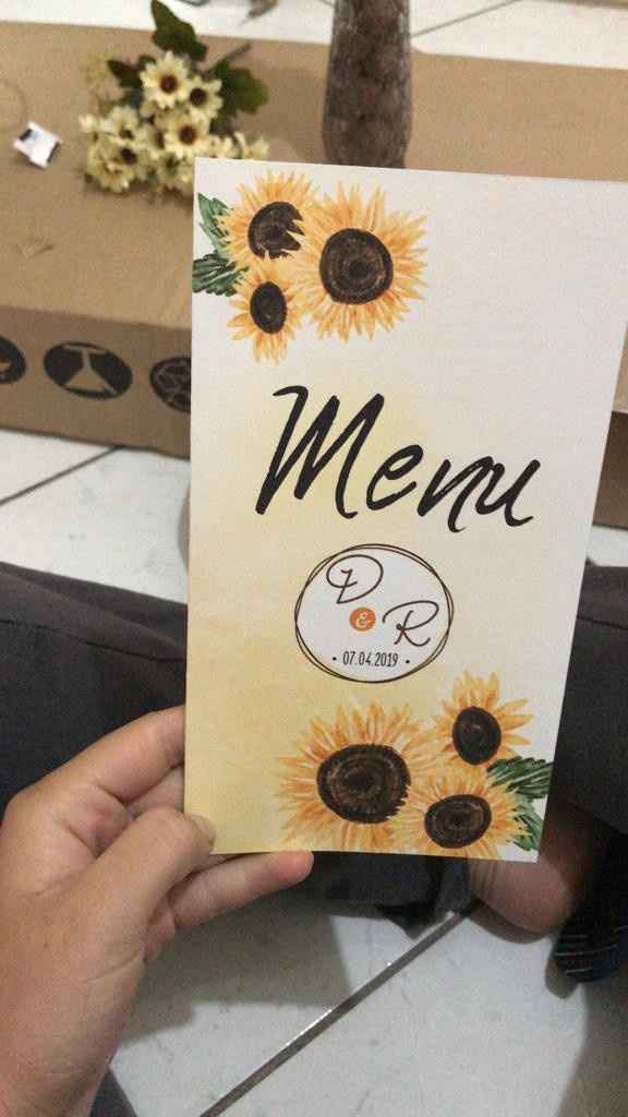 Menu com as instruções do casamento