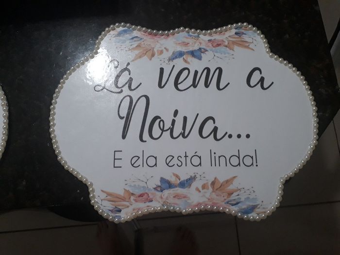 2- "LÁ VEM A NOIVA... E ELA ESTÁ LINDA!"