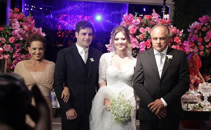 Que noiva Linda , arrasou!