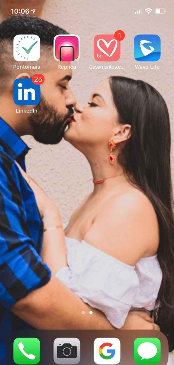 📸 Poste um print de tela do seu celular que tenha como fundo uma foto sua e do seu amor - 1