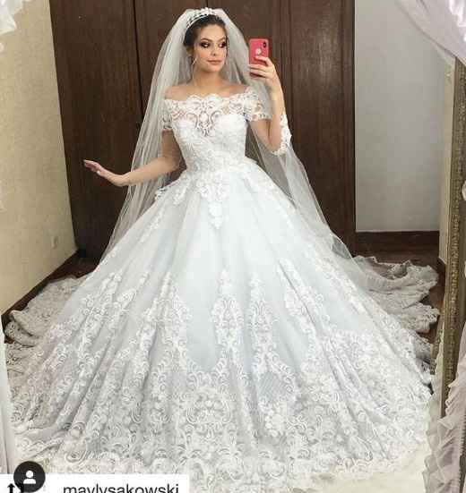 Conte a sua experiência na busca pelo vestido ideal! 👰 - 3