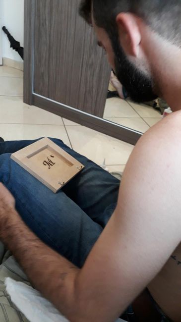 Noivo com a mão na massa