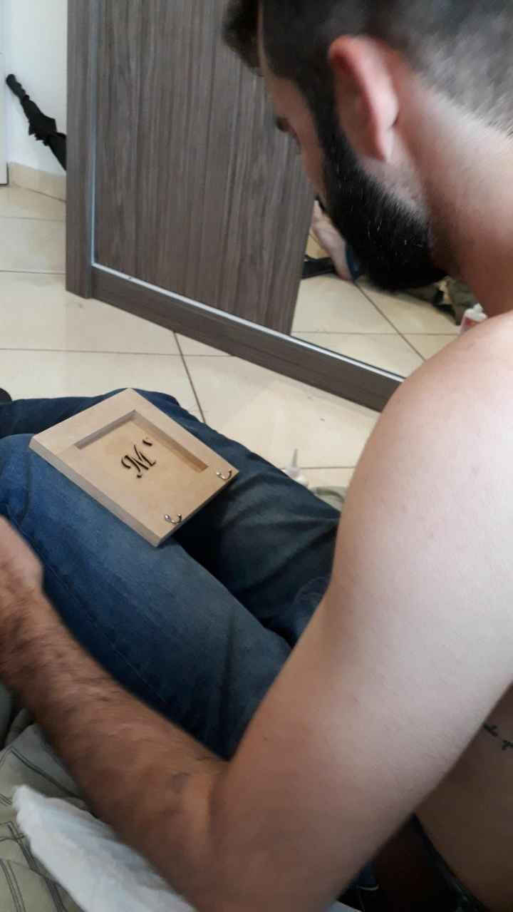Noivo com a mão na massa