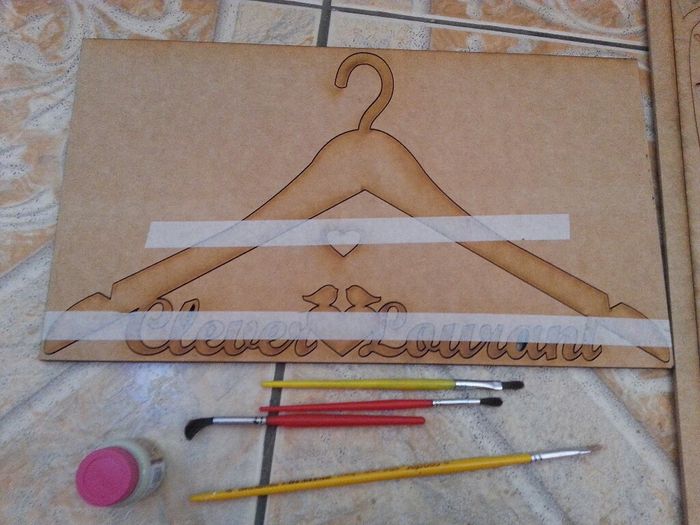 Meu quadro  de assinaturas e cabide chegaram!!!! - 2