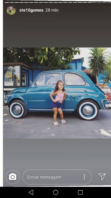 Vou sair da igreja no carro dos anos 60. - 1