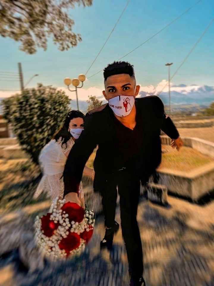 Casar de máscara😵🙈 - 1