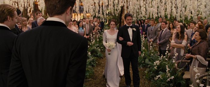 10 Momentos Memoráveis do Casamento de Edward e Bella (Crepúsculo) 1