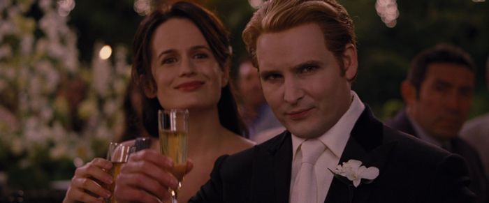 10 Momentos Memoráveis do Casamento de Edward e Bella (Crepúsculo) 4